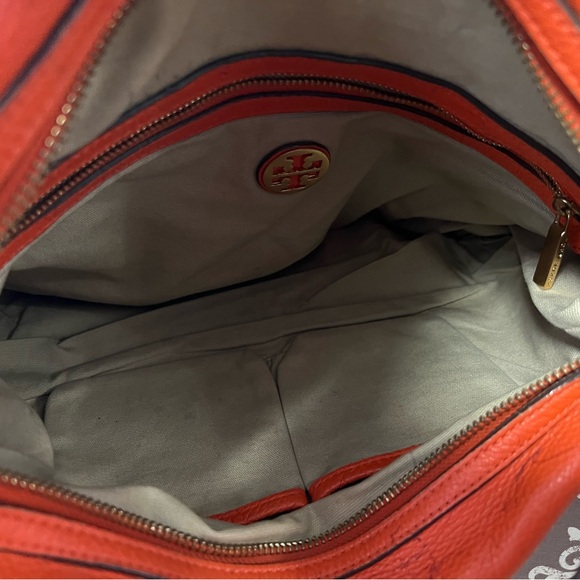 Tory Burch Fire Orange Amalie 2 way bag - Picture 15 of 16